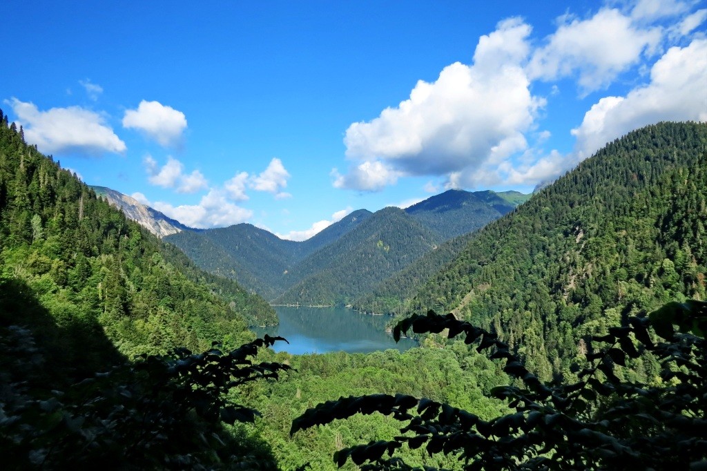 Озеро Рица, Кавказ, Абхазия, поход, поход в горы, Рица, горное озеро